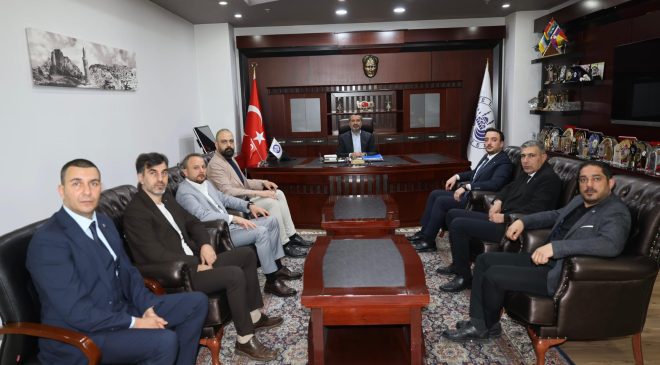 Anahtar Parti Elazığ İl Başkanlığı heyeti, Elazığ Belediye Başkanı Şahin Şerifoğulları’nı makamında ziyaret etti.