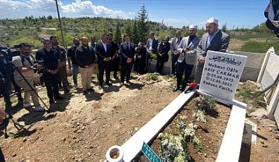 Gazeteci Arif Çakmak Vefatının 1. Yılında Kabri Başında Anıldı