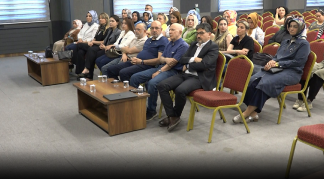 Biyoeşdeğer Hormon Tedavisi Konulu Seminer düzenlendi
