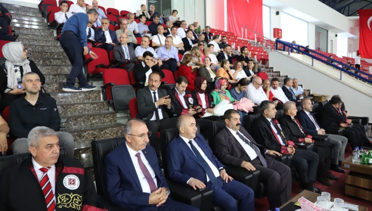 FIRAT ÜNİVERSİTESİ TIP FAKÜLTESİ 38. DÖNEM MEZUNLARINI UĞURLADI