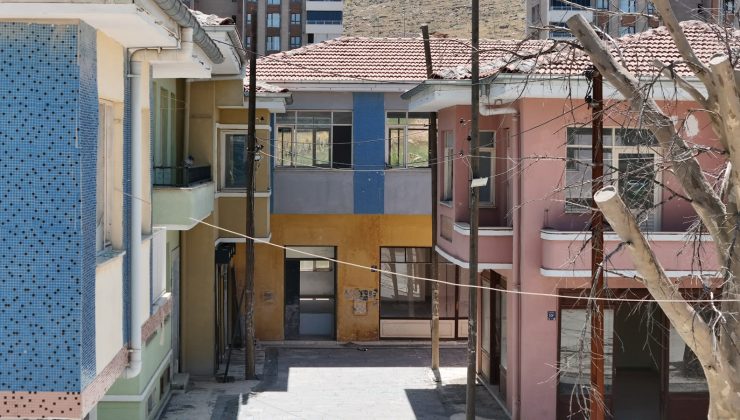 Elazığ’da Geçmiş Canlanıyor: Seksenler Sokağı İçin Eşya Toplanacak