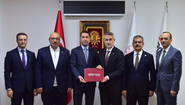 SPOR ALTYAPISINDA DEV ADIM: ELAZIĞ’DA SAHA SAYISI 80’E YÜKSELİYOR