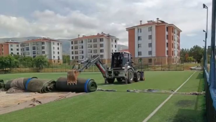 ELAZIĞ’DA SPOR SAHALARI YENİLENİYOR