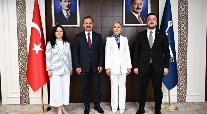 Anahtar Parti Elazığ Kadın Kolları Başkanlığına Burcu Güngör Atandı