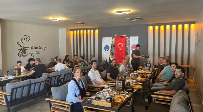 Türk Sağlık-Sen Elazığ Şubesi Üyeleriyle Kahvaltı Programında Buluştu