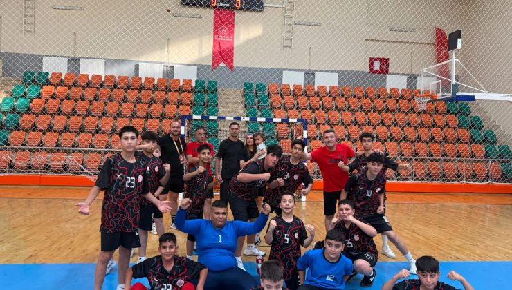MİNİKLER TAEKWONDO MÜSABAKALARINDA ELAZIĞ FARKI