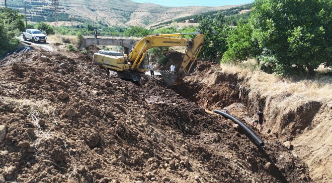 Elazığ İl Özel İdaresi tarafından,Kürk Köyü’nde altyapı çalışmaları yapılıyor