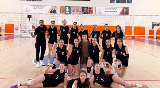 ELAZIĞ KIZ VOLEYBOL TAKIMI YARI FİNALDE