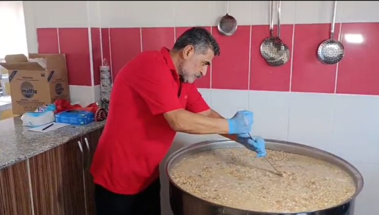 Koruk Köyü’nde aşure kazanları kaynadı
