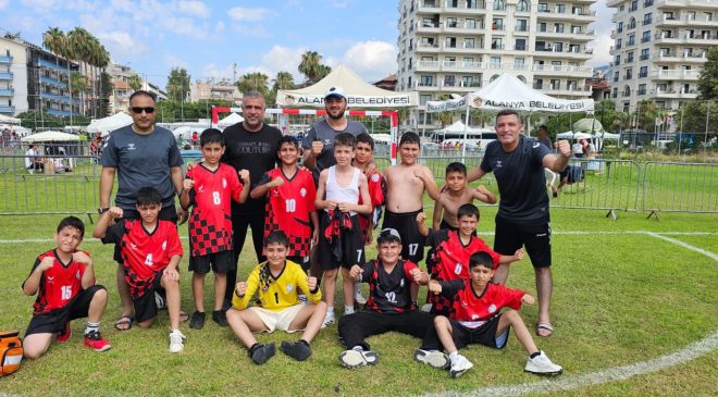 ELAZIĞ GENÇLİK VE SPOR KULÜBÜNDEN TÜRKİYE ŞAMPİYONALARINDA ÇİFTE BAŞARI