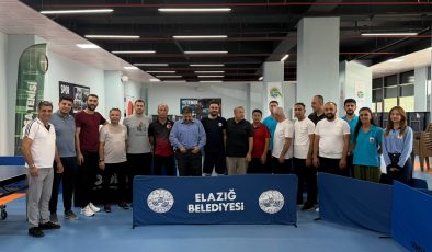 Elazığ Belediyesi’nin Düzenlediği “Ödüllü Ferdî Masa Tenisi” Turnuvası Tamamlandı
