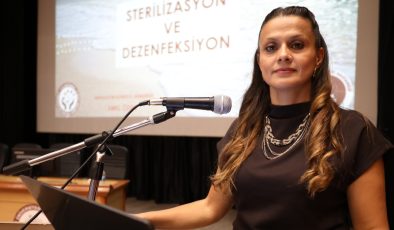 Fırat Üniversitesi Hastanesinde çalışanlara yönelik olarak “Sterilizasyon ve Dezenfeksiyon” konulu eğitim sunumu gerçekleştirildi.