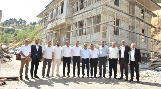 AK Parti Milletvekillerinden Sivrice ve Maden’de Yoğun Saha Mesaisi