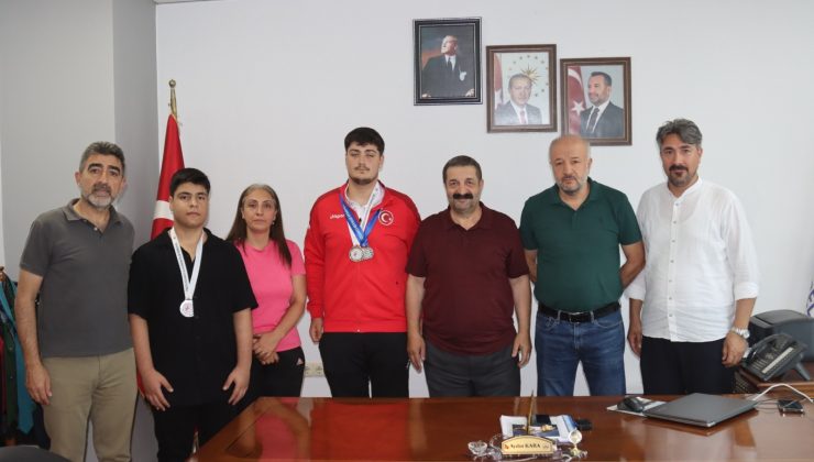 Elazığ Belediyespor Kulübü sporcularından Ali Asaf Çiçek, Avrupa 2.’si oldu.