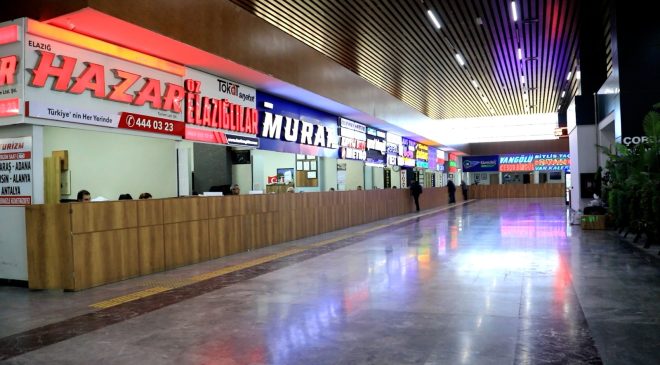 Elazığ Belediyesi Şehirler Arası Otobüs Terminali, yaz aylarında da yoğunluk yaşadı.