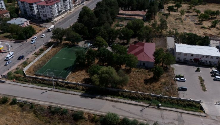 KARAKOÇAN GENÇLİK MERKEZİ GÜN SAYIYOR