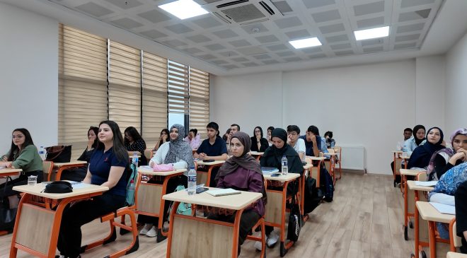 ELAZIĞ BELEDİYESİ ÜCRETSİZ YKS KURSU BAŞLADI