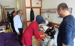 FIRAT ÜNİVERSİTESİ HASTANESİ YÖNETİMİNDEN MİNİK HASTALARA 29 EKİM ZİYARETİ
