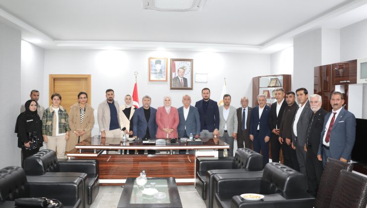 Palu’da AK Parti’ye 5 yeni katılım