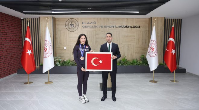 AVRUPA 3.’SÜ GİZEM ÖZER’DEN, İL MÜDÜRÜ EREN’E ZİYARET