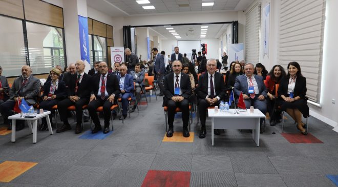 YÖKAK BAŞKANI VE 70 ÜNİVERSİTEDEN TEMSİLCİLER  FIRAT ÜNİVERSİTESİNDE BULUŞTU