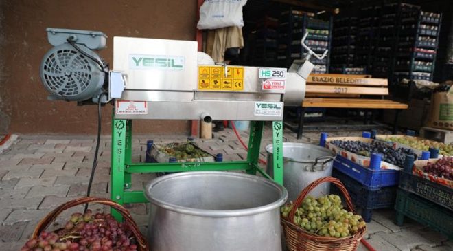 ELAZIĞ’DA ÜRETİCİLERE YÜZDE 70 HİBEYLE 990 TARIM MAKİNESİ DESTEĞİ