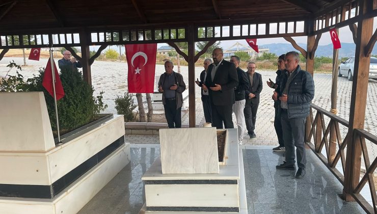YENİ PARTİ’DEN ŞEHİT FETHİ SEKİN’İN KABRİNE ZİYARET